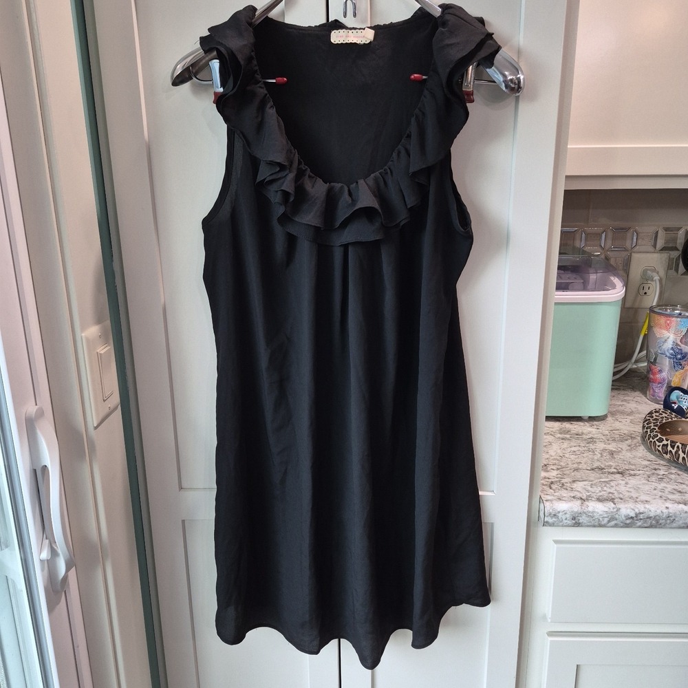 NWOT PINS & Needles Black Ruffled Collared Dress - L